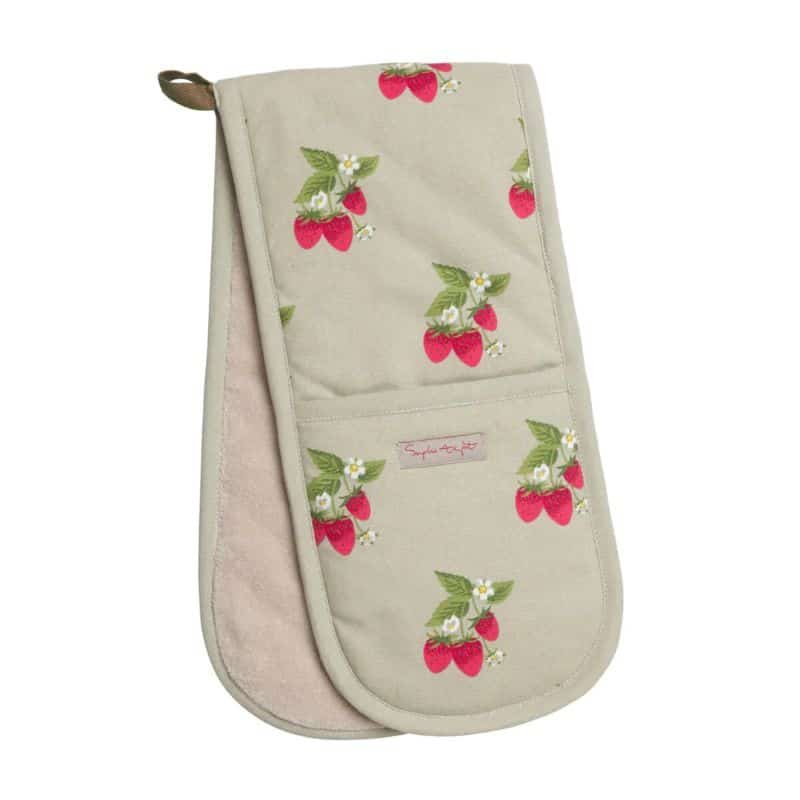 Double Oven Glove - Strawberries | Linen | Oven Gloves | The Elms